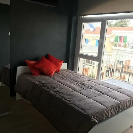 Apartment Modern 1 B.r Flat In Galatex